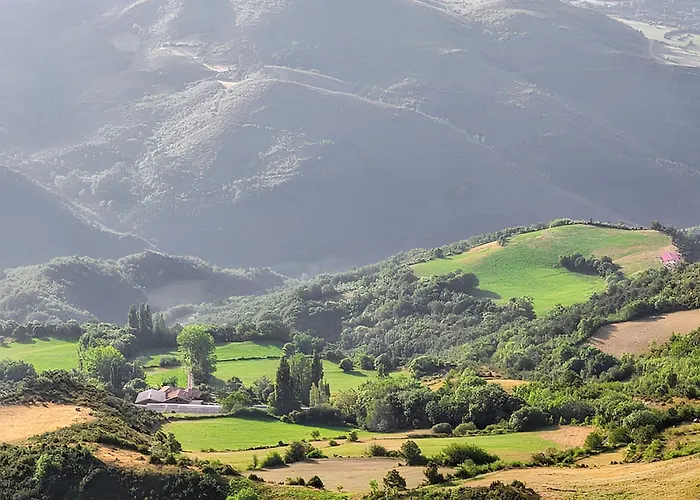 Cozy In With View Lägenhet Ardanué